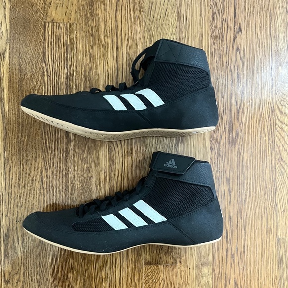 adidas Men\'s HVC 2 Wrestling Shoes main image 6